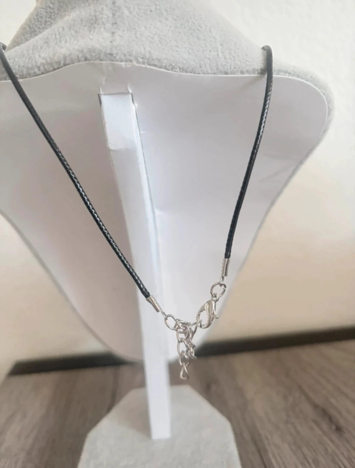Collier Pendentif Cœur- Donkergroen & Zwarte Koord – photo 4
